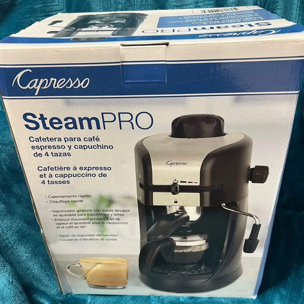 New in Box - Capresso 303.01 Espresso and Cappuccino Machine, 4-Cup, Blk/Silver